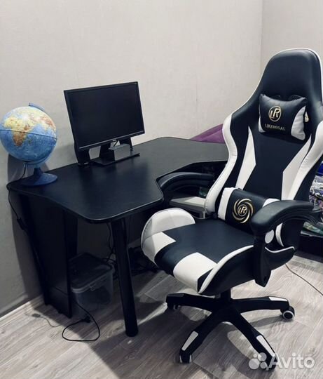 Новый Компьютерный стол Комфорт+ в наличии