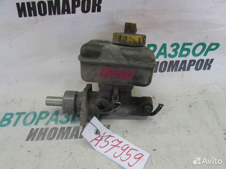 Цилиндр тормозной главный для Volkswagen Bora 199