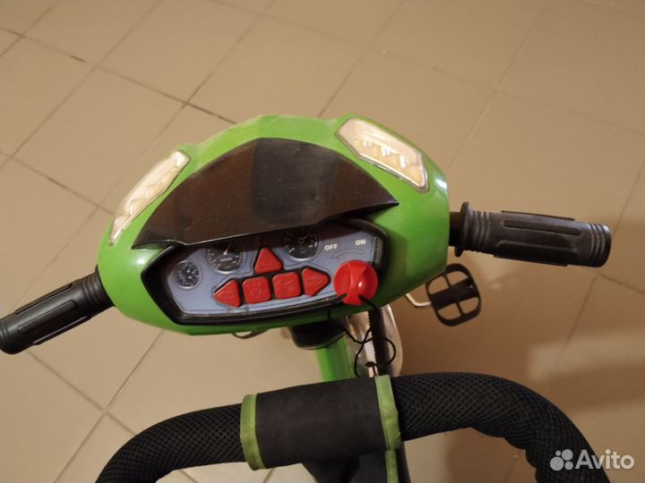 Велосипед с родительской ручкой