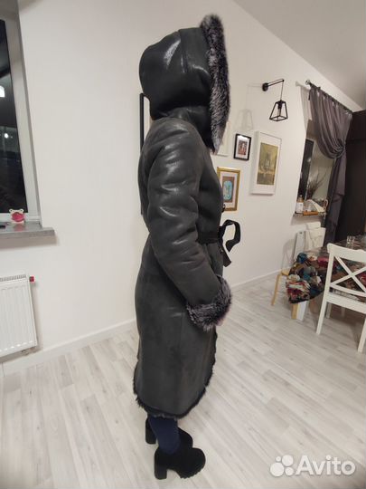 Дубленка натуральная женская 48 50 с капюшоном