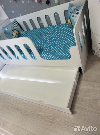 Детская кровать манеж