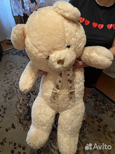 Плюшевый медведь