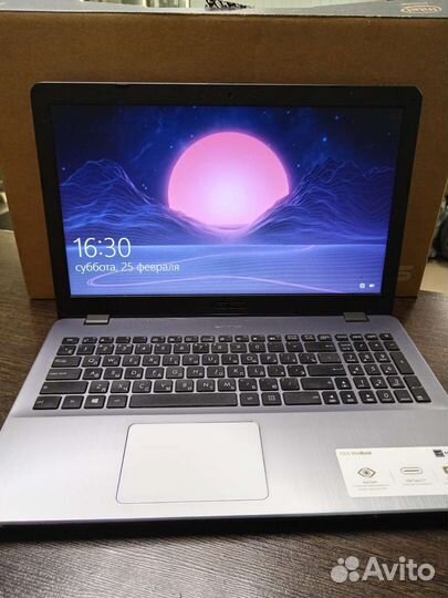 Asus VivoBook X542U