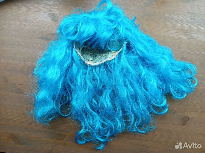Парик голубой длинный