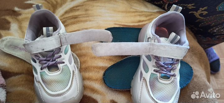 Кроссовки детские