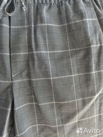 Брюки серые в клетку H&M