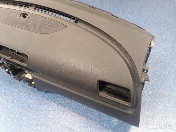 Панель приборов (торпедо ) Volkswagen Passat B6