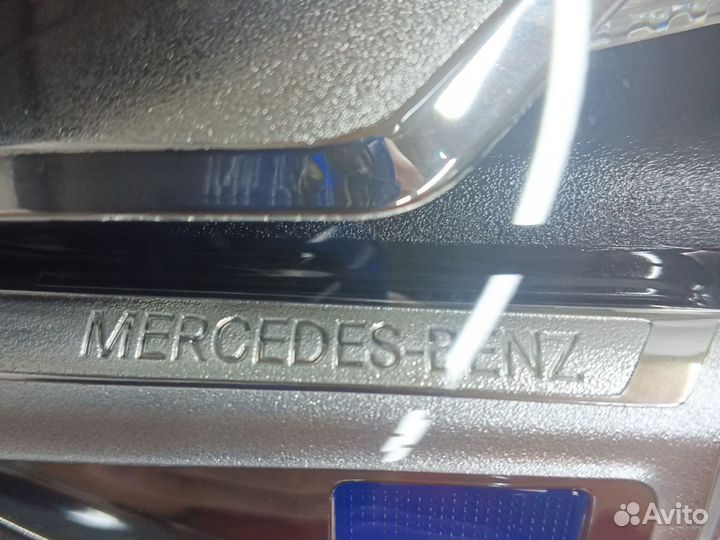 Mercedes Benz W223 Digital light фара правая