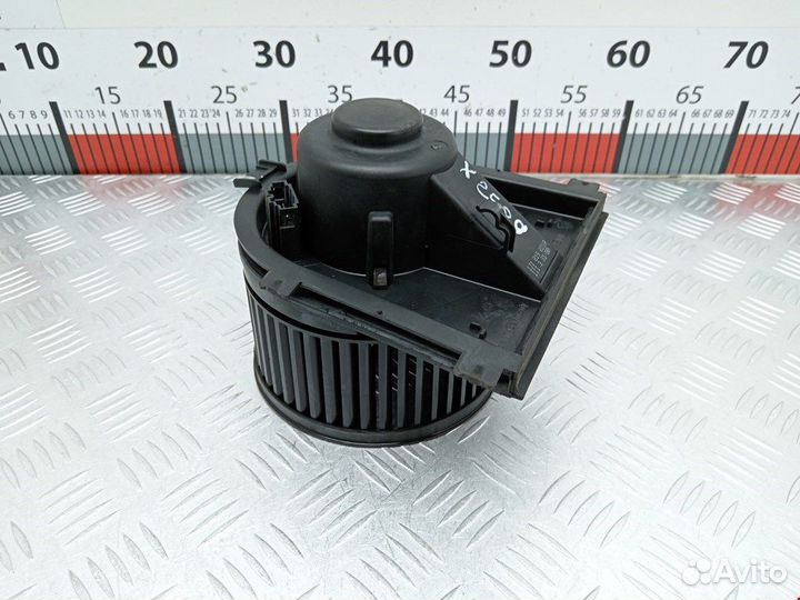 Моторчик печки для Volkswagen Golf 4 1J1819021C