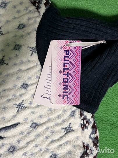 Свитер женский новый шерсть