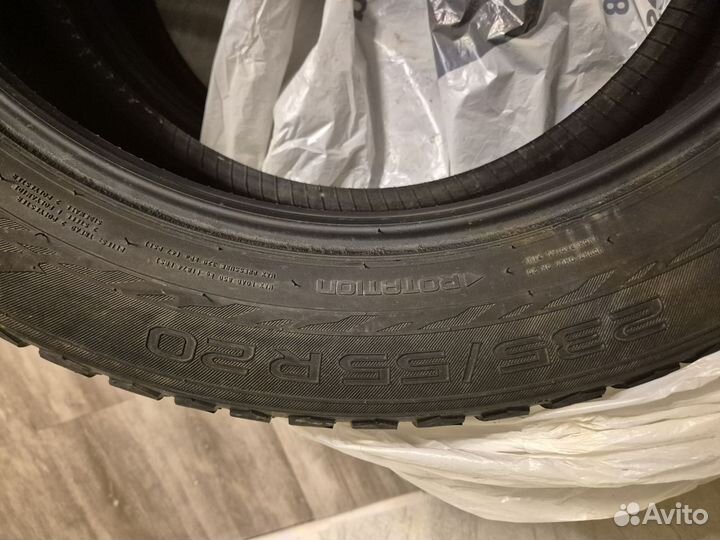 Nokian Tyres Hakkapeliitta 9 SUV 235/55 R20 102T