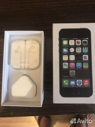 Коробка от iPhone 5s