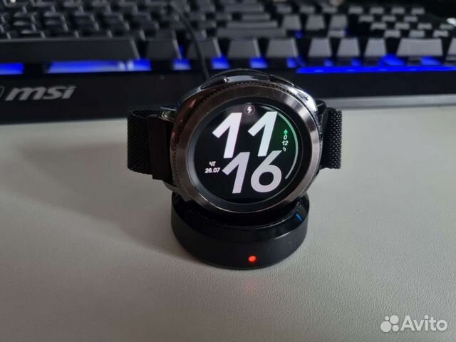 Часы samsung Gear sport