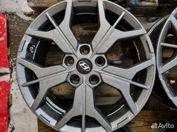 Комплект литых дисков Khomen