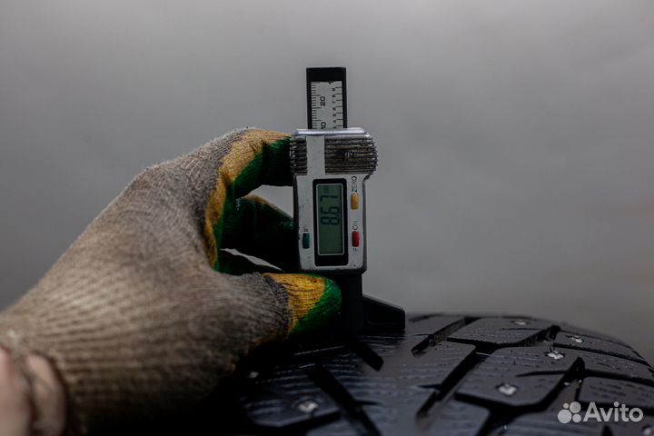 Yokohama Ice Guard IG55 245/40 R18 97T