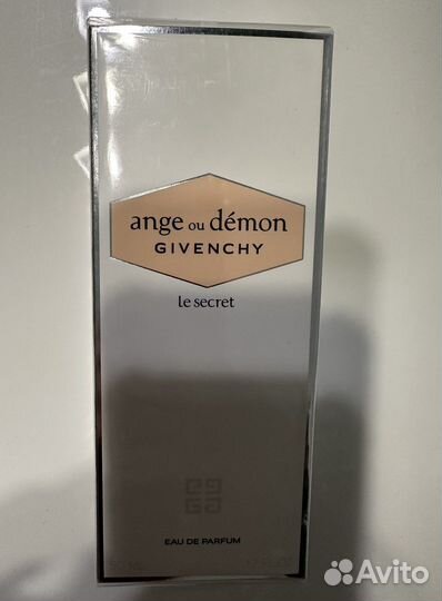 Парфюмерная вода givenchy