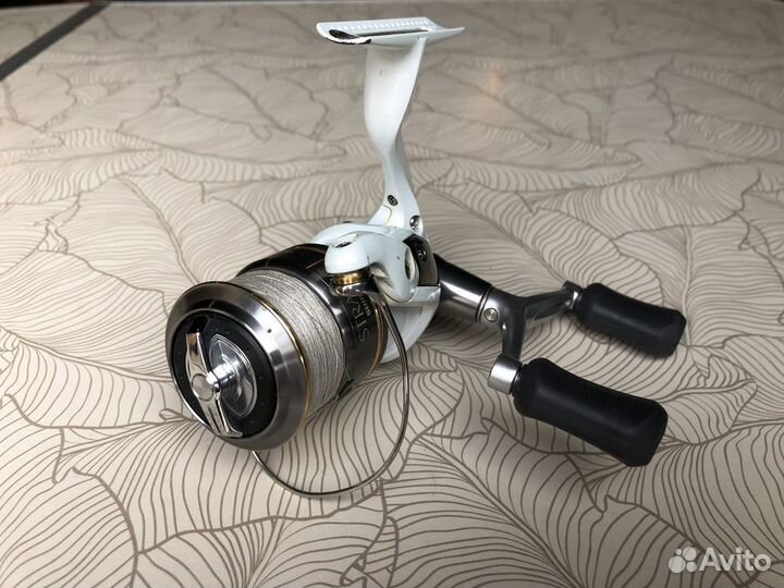 Катушка shimano Stradic 2500FD