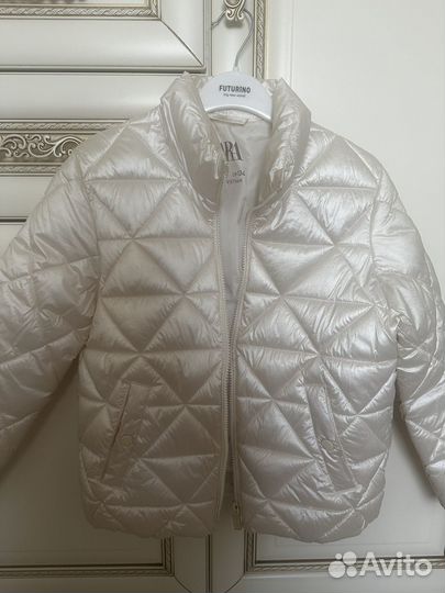 Zara Курточка для девочки 134