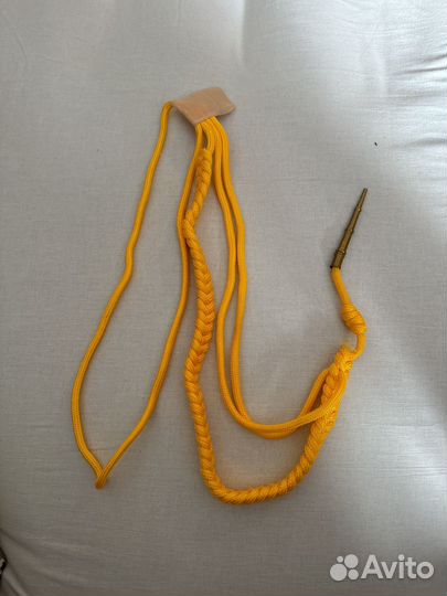 Аксельбант желтый