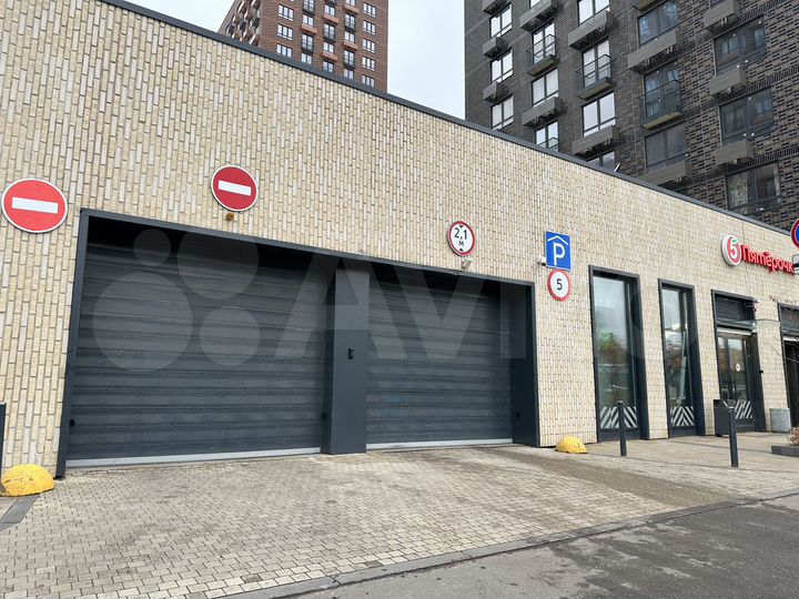 Машиноместо, 14 м²