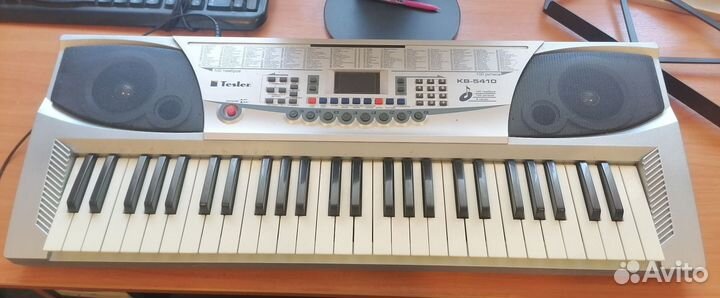 Синтезатор Tesler кв-5410