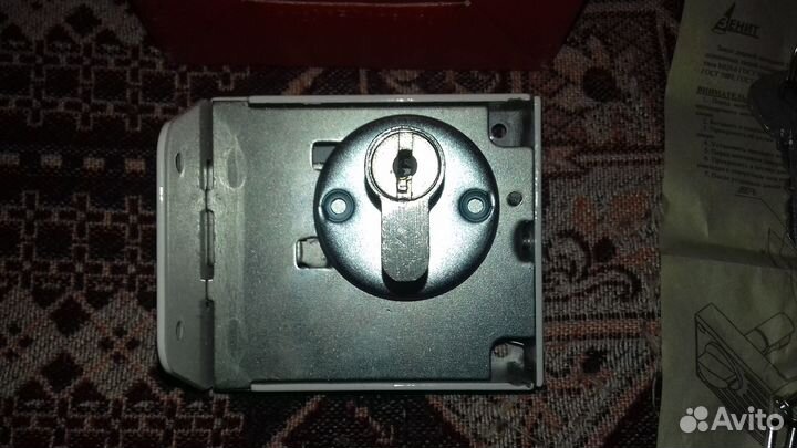 Замок накладной