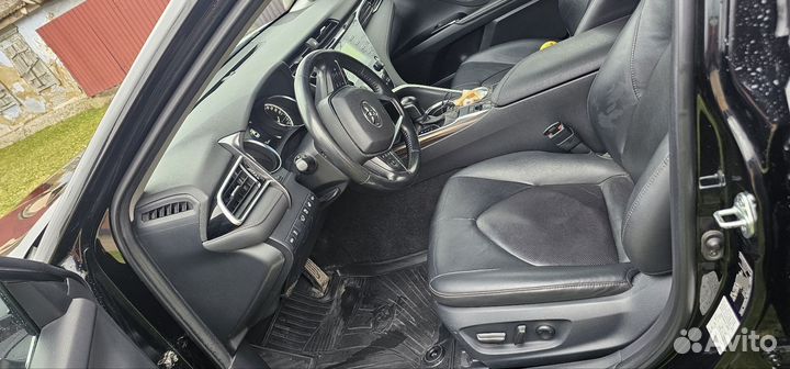 Toyota Camry 2.5 AT, 2019, 160 000 км