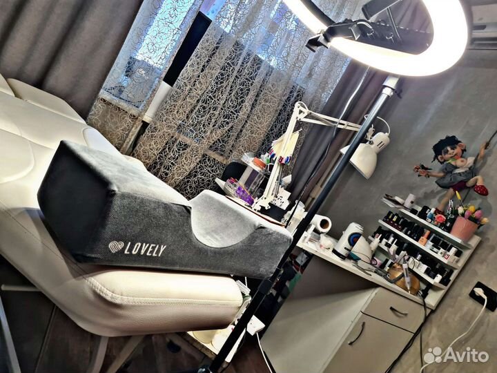 Наращивание ресниц на дому