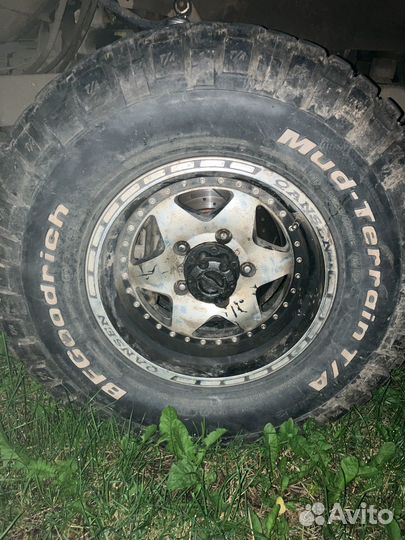 Bfgoodrich Mud-Terrain T/A 285/75 R16 50