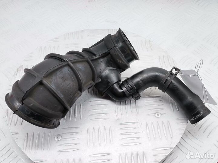 Патрубок воздушного фильтра Opel Zafira (A) 2002