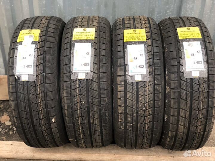 Roadmarch Snowrover 868 215/55 R17 97V
