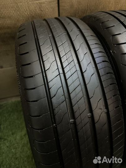 Goodyear EfficientGrip Performance 2 205/55 R16