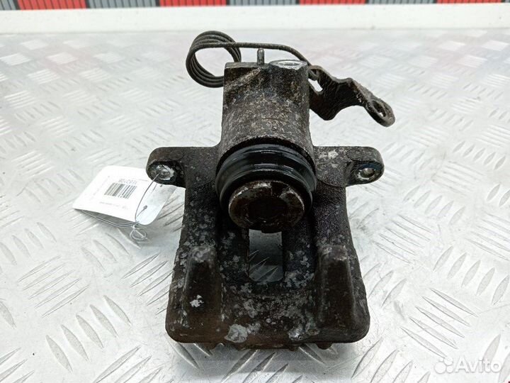 Суппорт задний левый для Volkswagen Passat 5