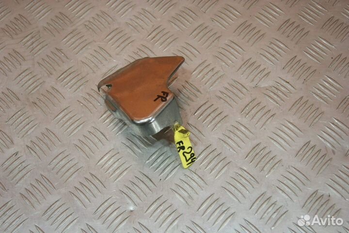 Крышка двс Suzuki Intruder 400