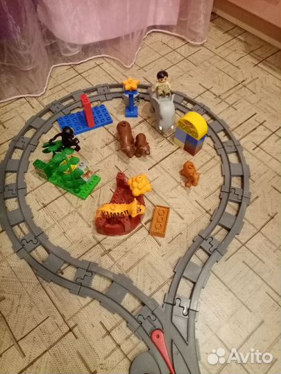 Lego duplo большой поезд