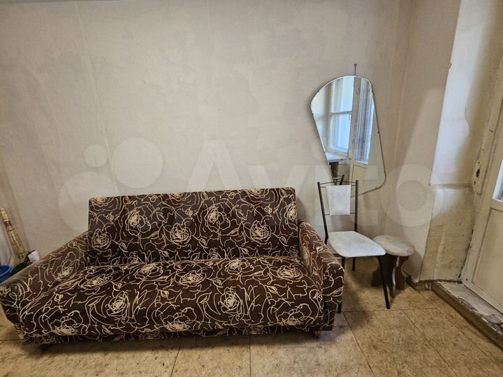 Комната 12 м² в 6-к., 2/5 эт.