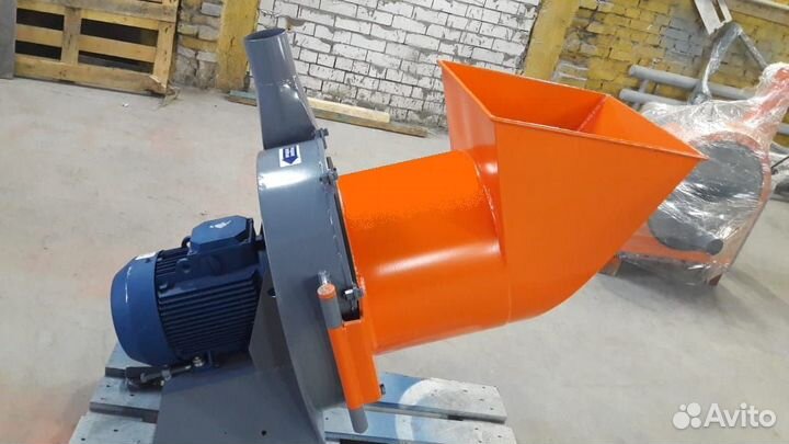 Измельчитель сена и соломы