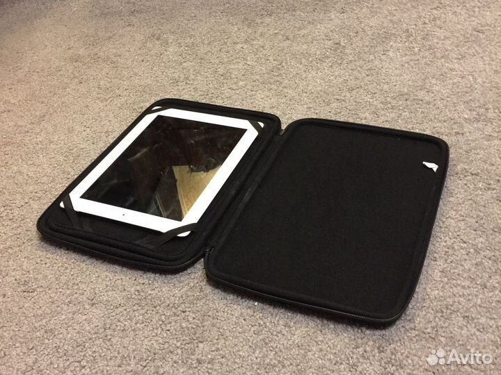 Чехол для iPad универсальный