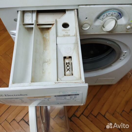 Большая Electrolux 7 кг 1000 об