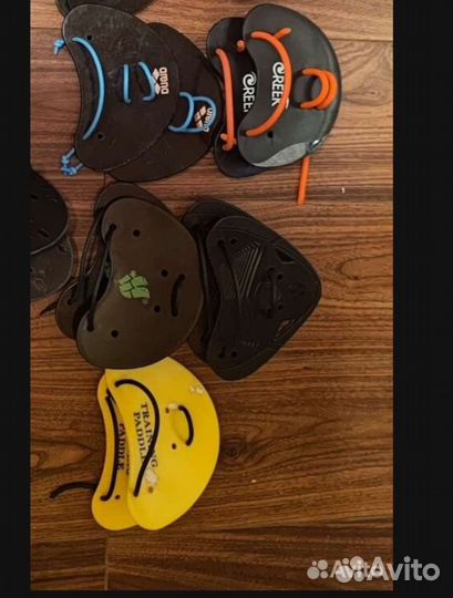 Плавательный инвентарь