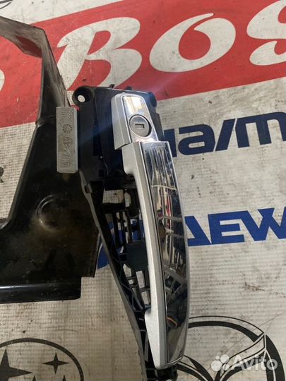 Ручка двери передняя левая Opel Astra J A16XER