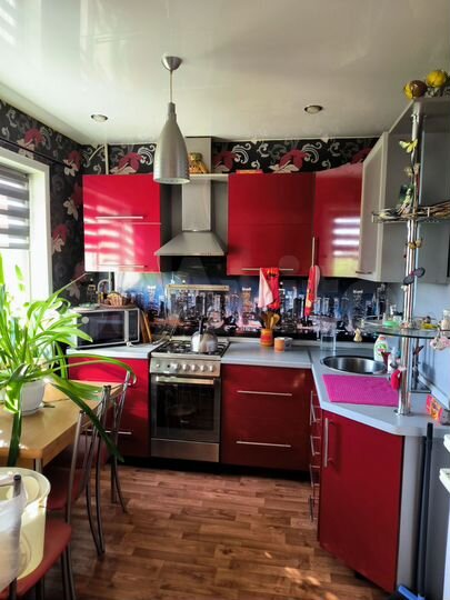 3-к. квартира, 49 м², 4/5 эт.