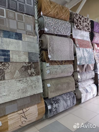 Ковровые дорожки новые