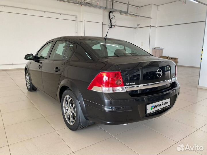 Opel Astra 1.6 AMT, 2012, 165 100 км