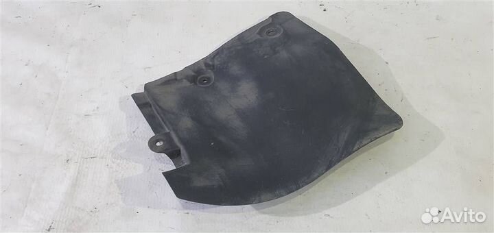 Пыльник двигателя Toyota Camry V70 2017