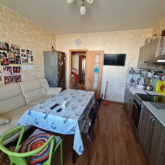 2-к. квартира, 60,9 м², 2/5 эт.