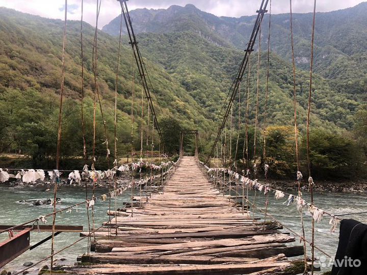 Озеро Рица,Новый Афон(пещера),водопады, дегустация