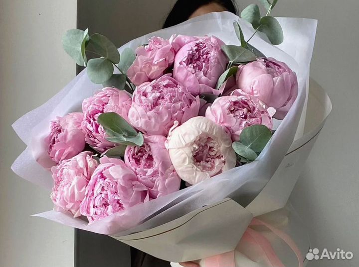 Букет пионов