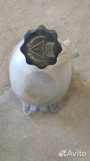 Бачок расширительный Citroen C4 picasso 2.0 I 16V