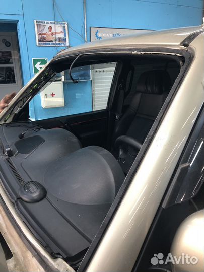 Стёкла Mitsubishi Pajero Митсубиши Паджеро